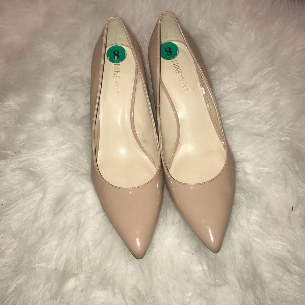 Nine West nude patent heels